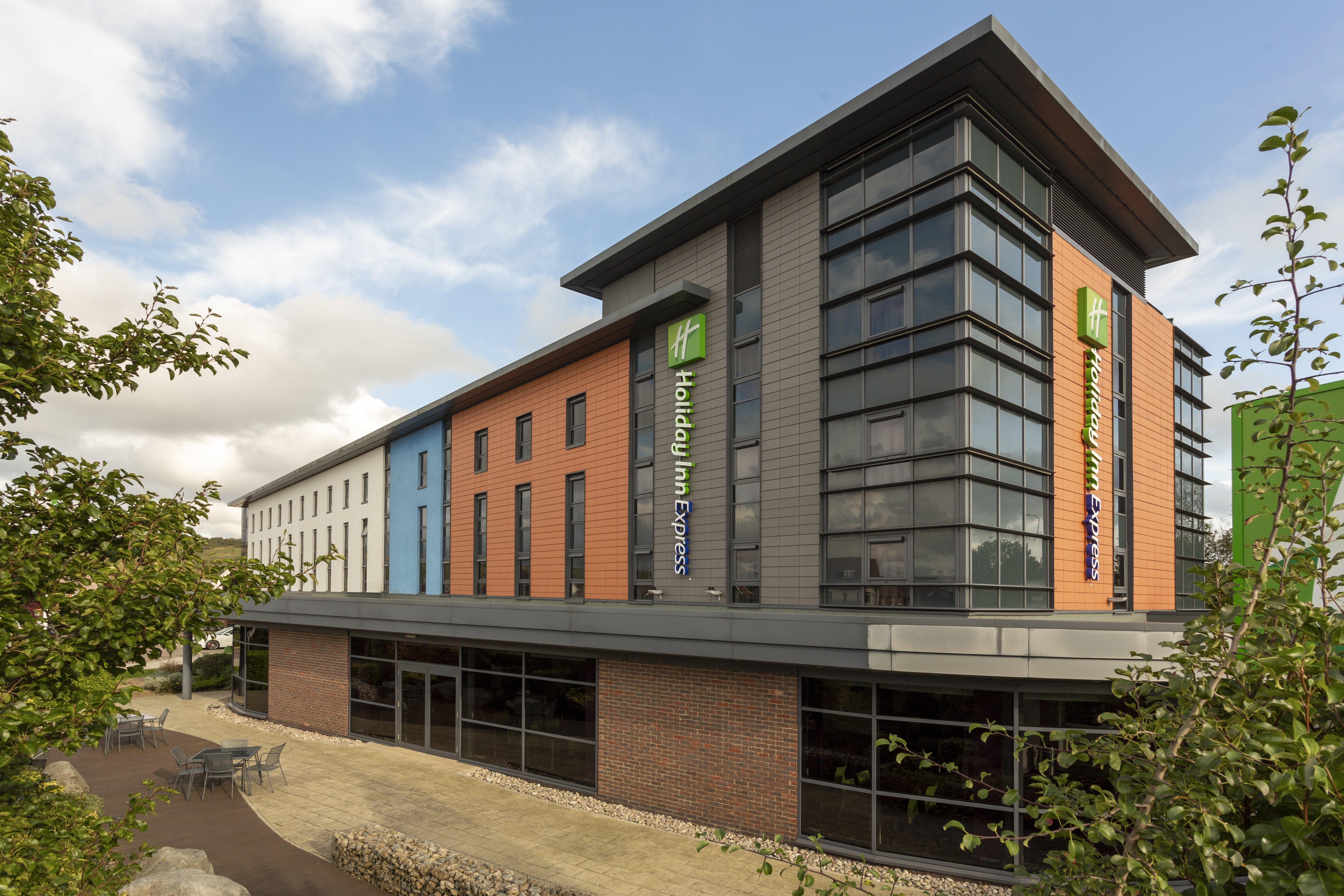 Holiday Inn Express Dunstable, An Ihg Hotel Exteriér fotografie