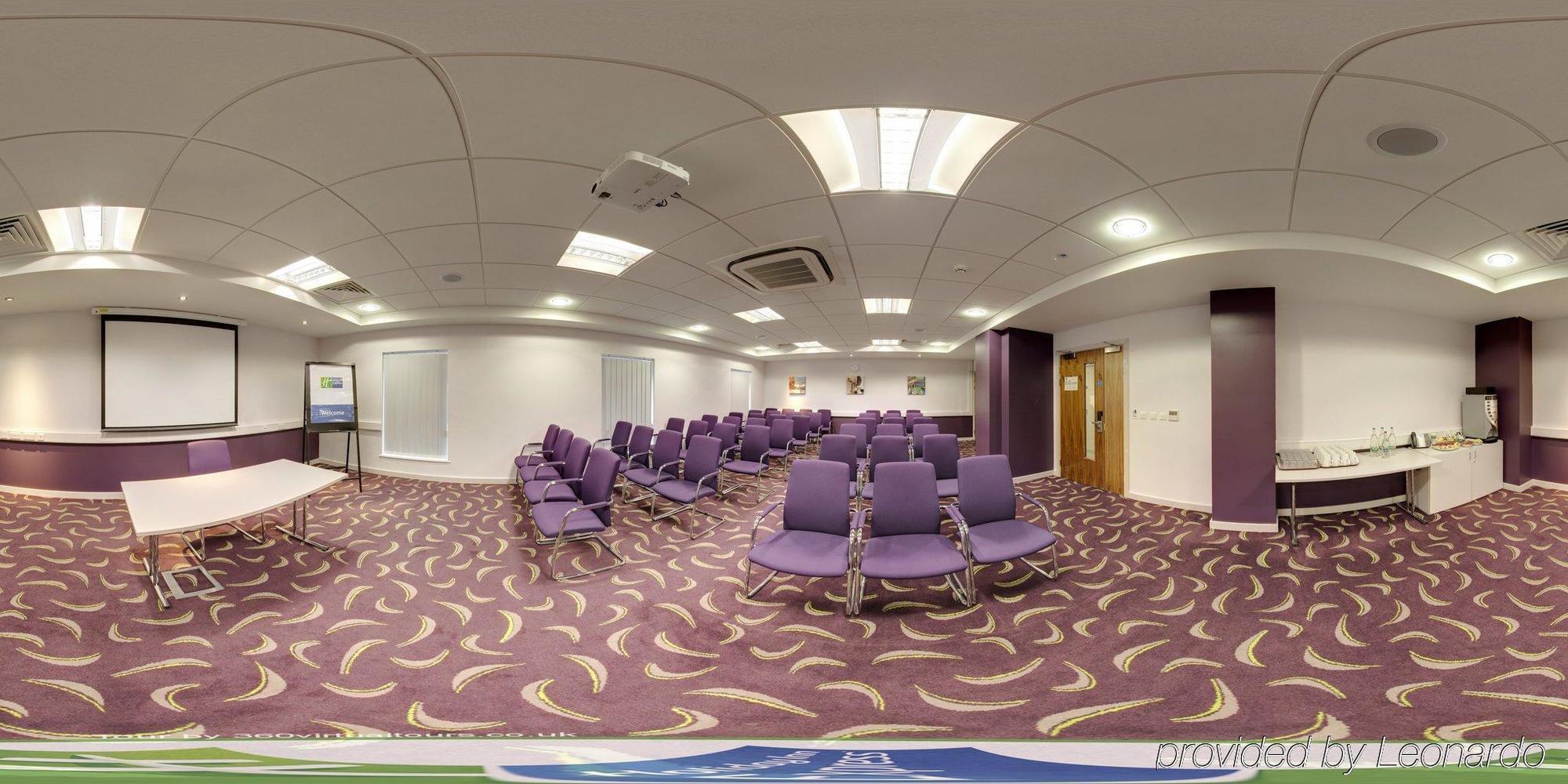 Holiday Inn Express Dunstable, An Ihg Hotel Exteriér fotografie