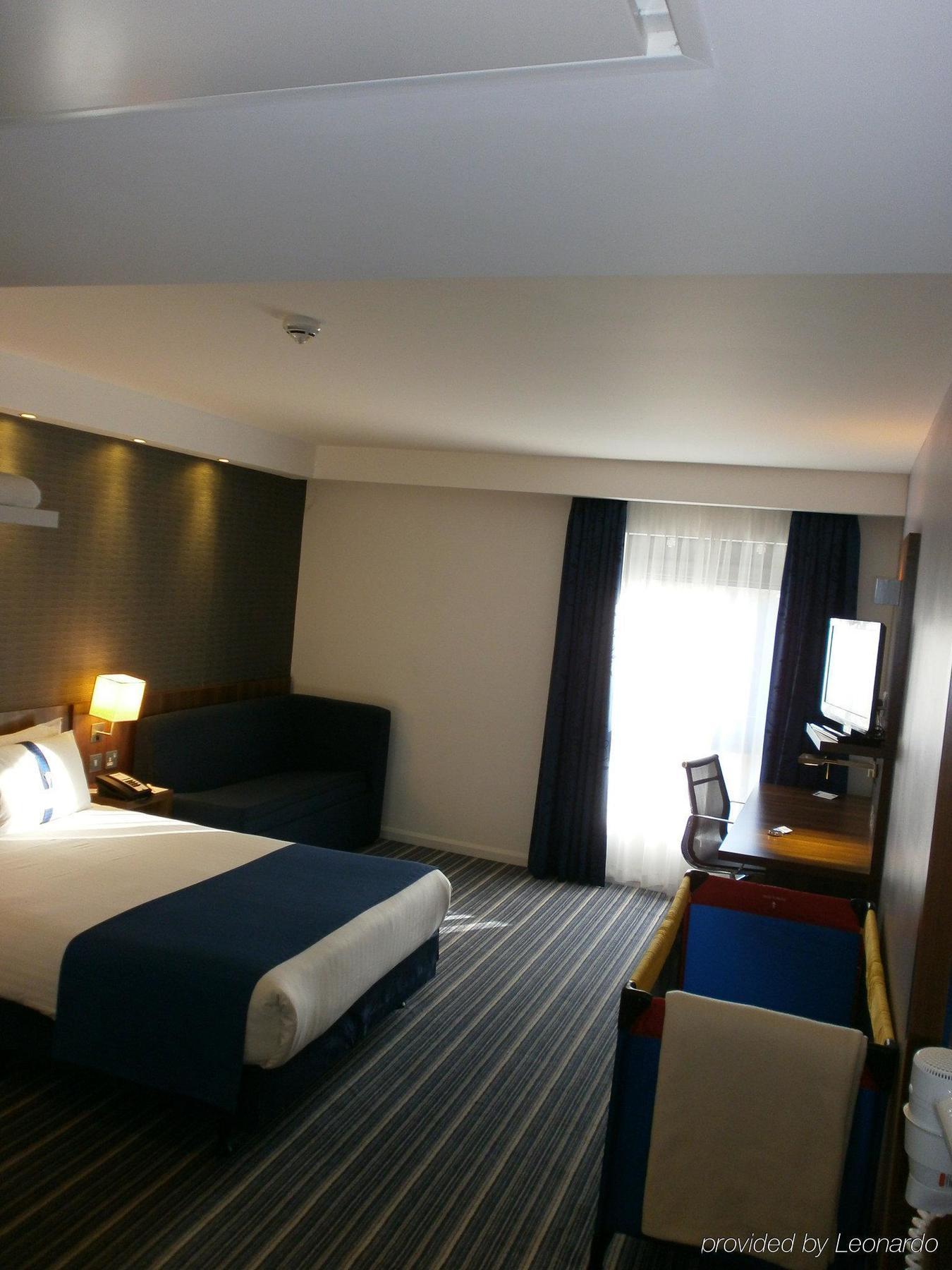 Holiday Inn Express Dunstable, An Ihg Hotel Exteriér fotografie